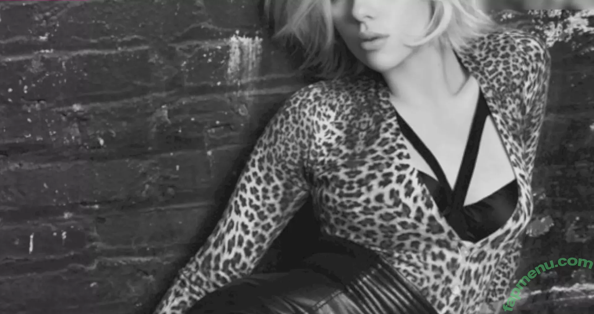 Scarlett Johansson nude photo #2404 (scarlettjohanson / scarlettjohanssonworld)