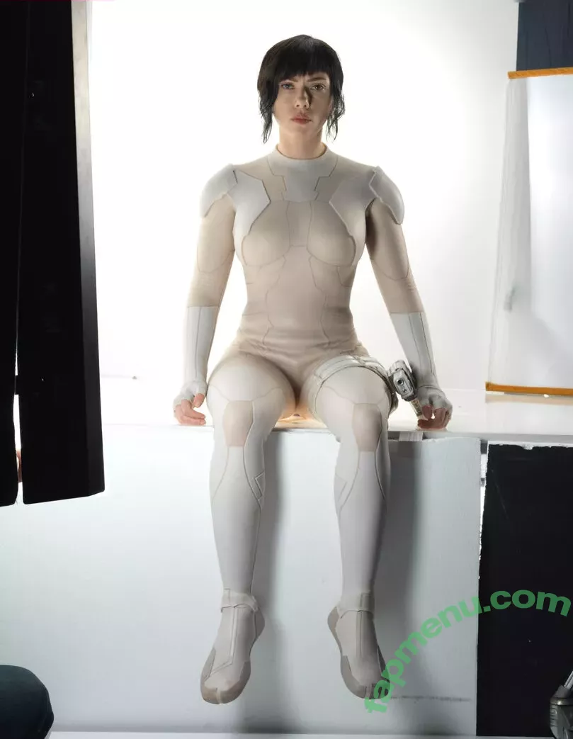 Scarlett Johansson nude photo #2422 (scarlettjohanson / scarlettjohanssonworld)