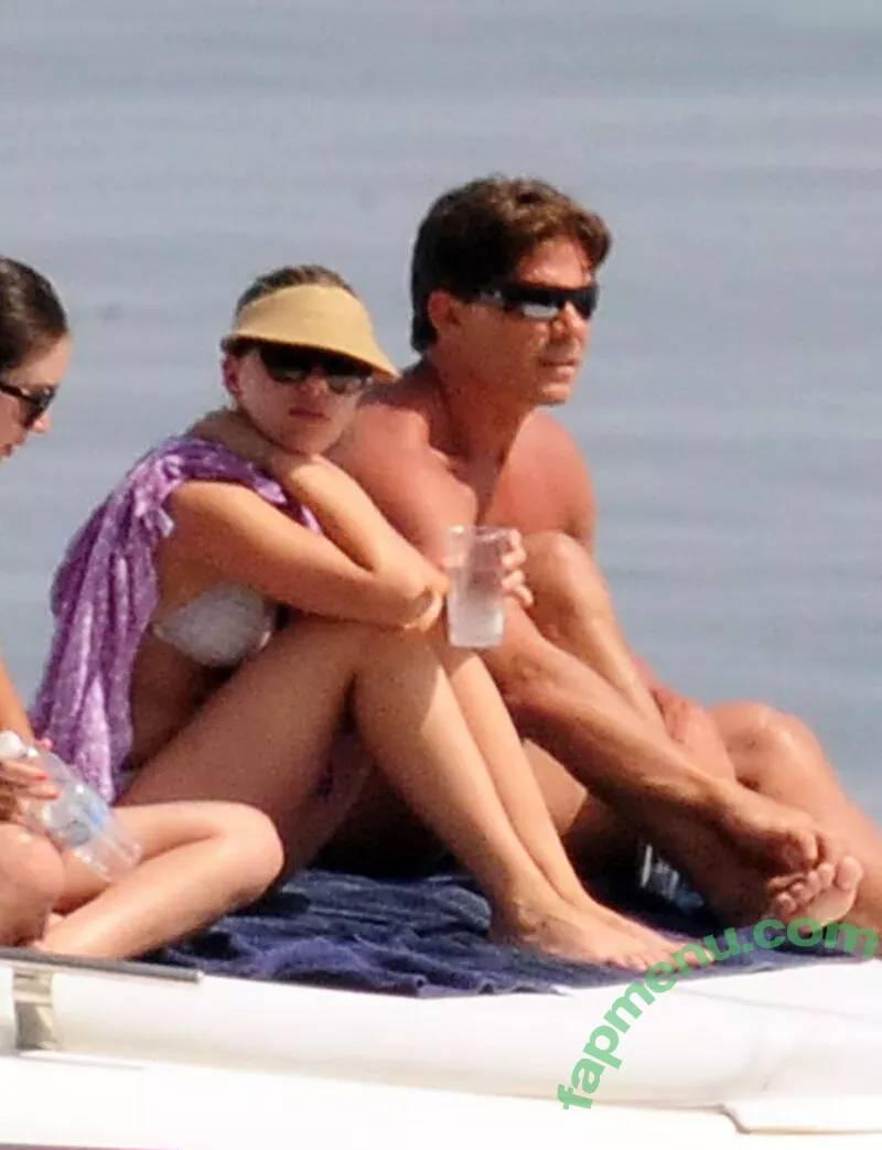 Scarlett Johansson nude photo #2479 (scarlettjohanson / scarlettjohanssonworld)