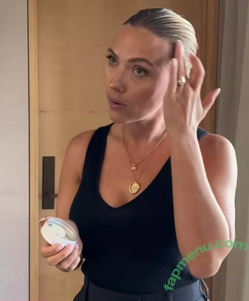 Scarlett Johansson nude photo #2591 (scarlettjohanson / scarlettjohanssonworld)