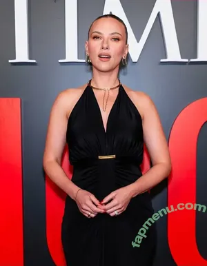 Scarlett Johansson / scarlettjohanson / scarlettjohanssonworld nude photo #3192