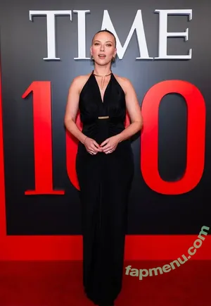 Scarlett Johansson / scarlettjohanson / scarlettjohanssonworld nude photo #3220