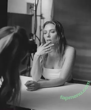 Scarlett Johansson / scarlettjohanson / scarlettjohanssonworld nude photo #3302