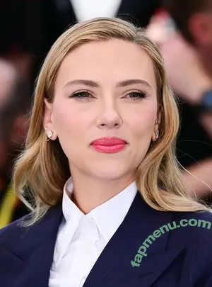 Scarlett Johansson / scarlettjohanson / scarlettjohanssonworld nude photo #3324