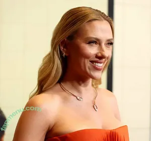 Scarlett Johansson / scarlettjohanson / scarlettjohanssonworld nude photo #3344