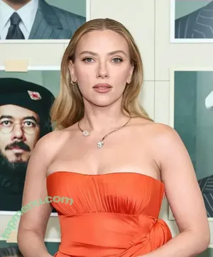 Scarlett Johansson / scarlettjohanson / scarlettjohanssonworld nude photo #3355