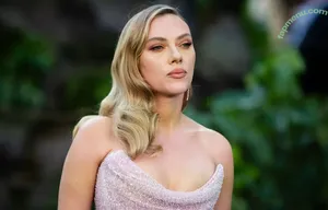 Scarlett Johansson / scarlettjohanson / scarlettjohanssonworld nude photo #3474
