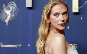 Scarlett Johansson / scarlettjohanson / scarlettjohanssonworld nude photo #3720