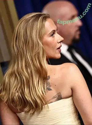 Scarlett Johansson / scarlettjohanson / scarlettjohanssonworld nude photo #3744