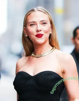 Scarlett Johansson / scarlettjohanson / scarlettjohanssonworld nude photo #3781