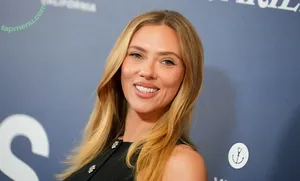 Scarlett Johansson / scarlettjohanson / scarlettjohanssonworld nude photo #3888