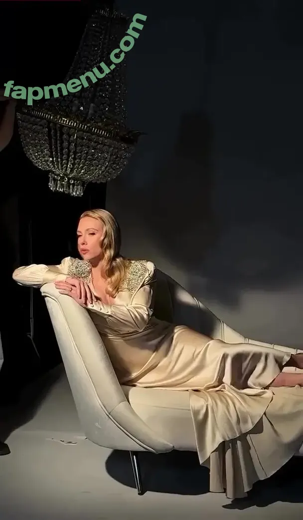 Scarlett Johansson nude photo #3311 (scarlettjohanson / scarlettjohanssonworld)