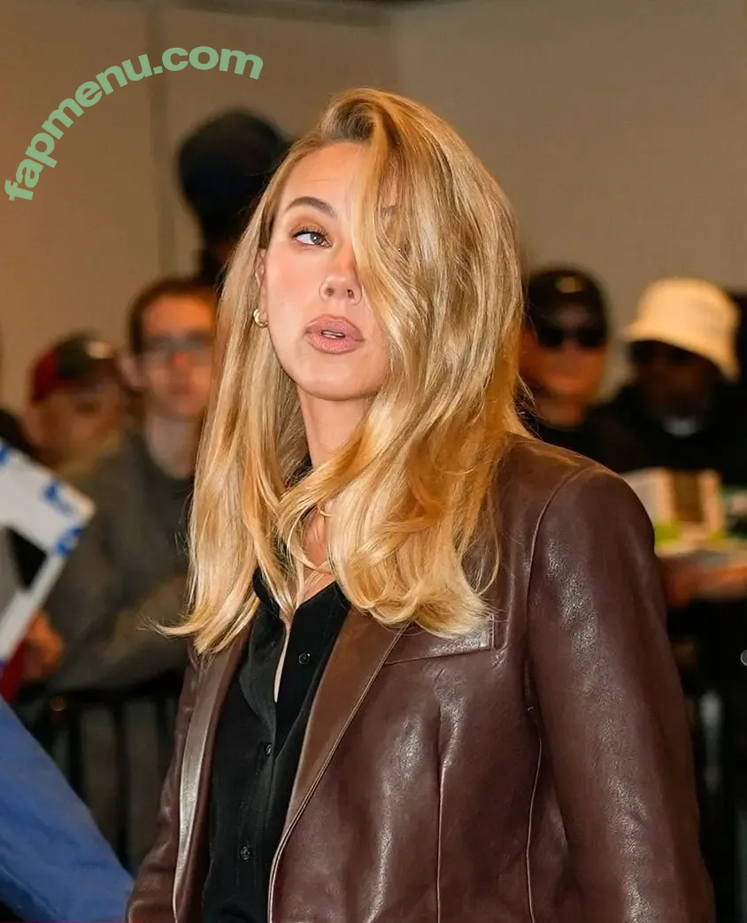 Scarlett Johansson nude photo #3788 (scarlettjohanson / scarlettjohanssonworld)