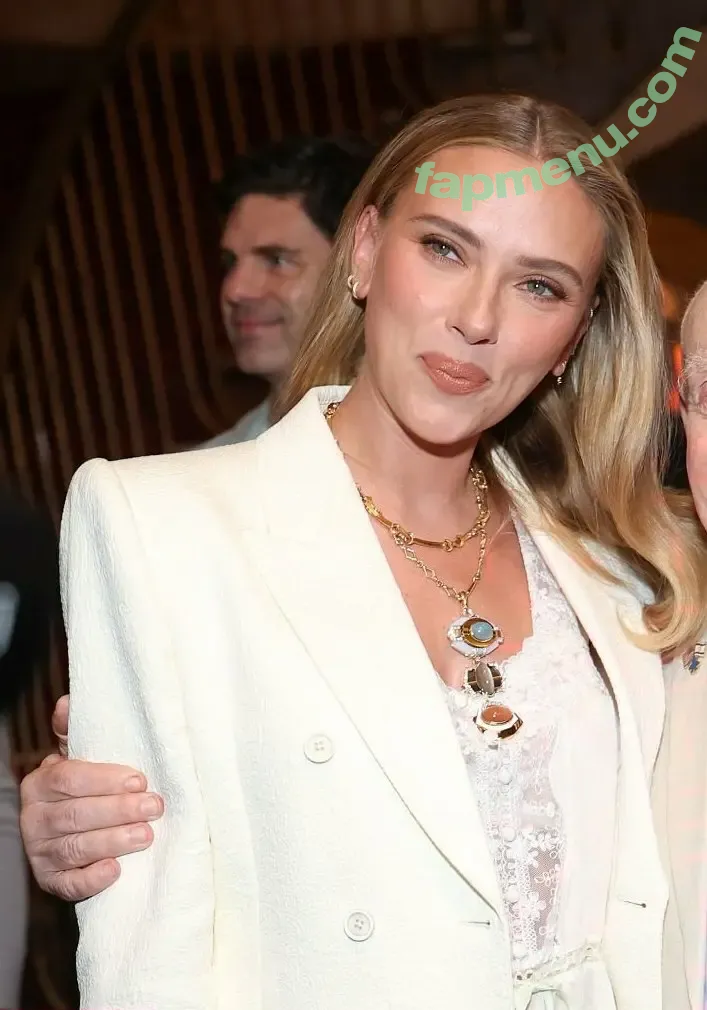 Scarlett Johansson nude photo #3805 (scarlettjohanson / scarlettjohanssonworld)