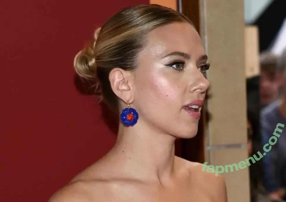 Scarlett Johansson nude photo #3910 (scarlettjohanson / scarlettjohanssonworld)