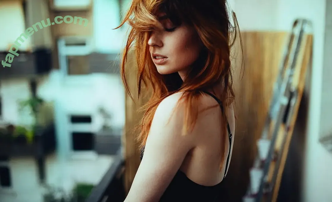 Scarlett Simoneit nude photo #0005 (Scarlett Simoneit)