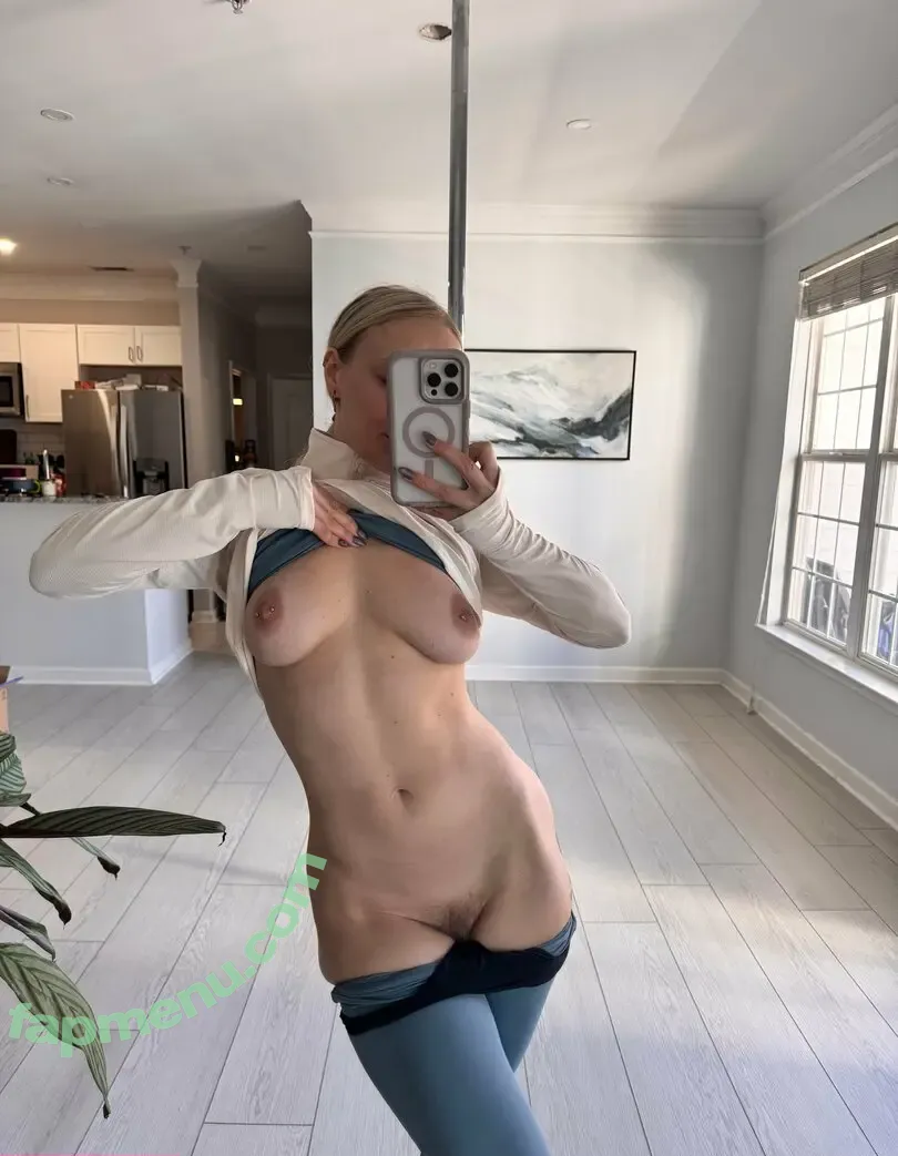 scarlettsavagevip nude photo #0011 (scarlettxxsavage)