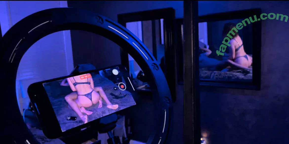 Scarletvixen420 nude photo #0018 (scarletvixen)