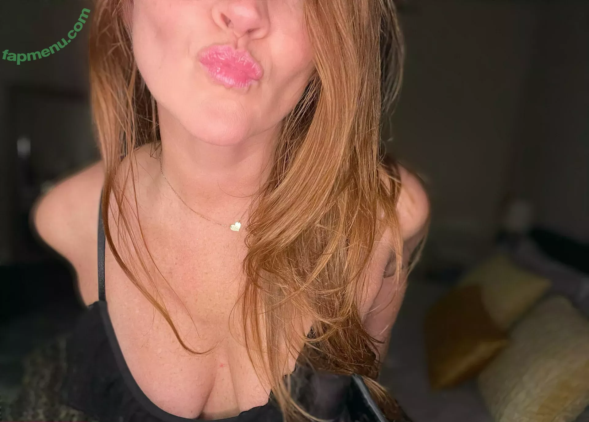 Scarletvixen420 nude photo #0053 (scarletvixen)