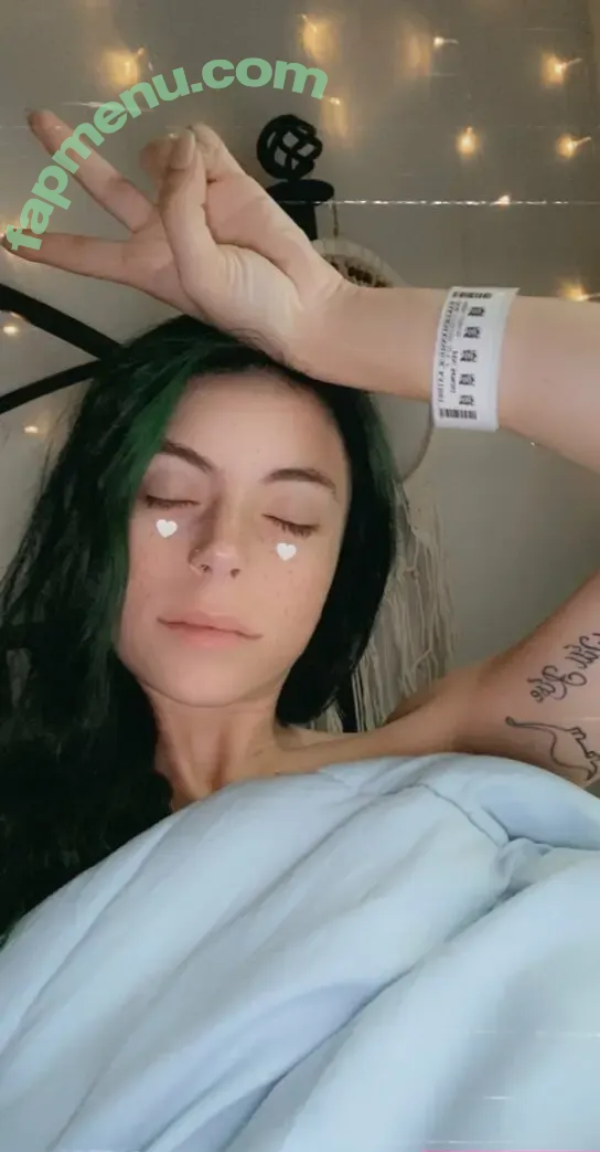 scarryp0ppins nude photo #0005 (scarryp0ppins)
