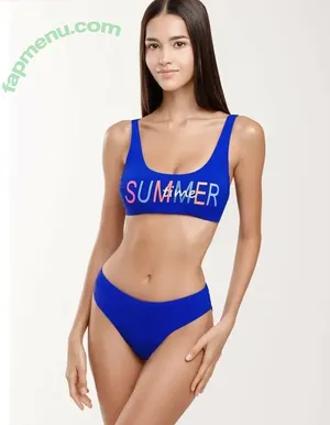 Schassi / Rimma Happy / Rimma Schastlivaya / schaassi / shashiuwu nude photo #0033