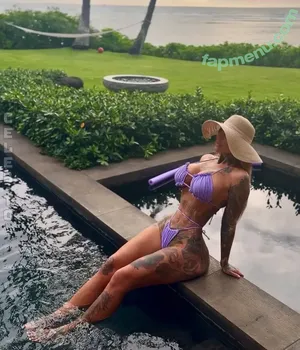 schwarzemamba89 / ela.aesthetic89 nude photo #0148