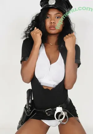 SchwiftyLove / FionaRabbit nude photo #0006