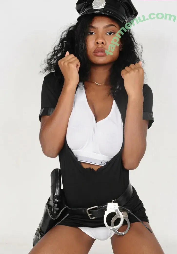 SchwiftyLove nude photo #0006 (FionaRabbit)