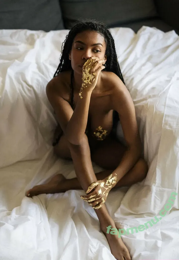 SchwiftyLove nude photo #0016 (FionaRabbit)