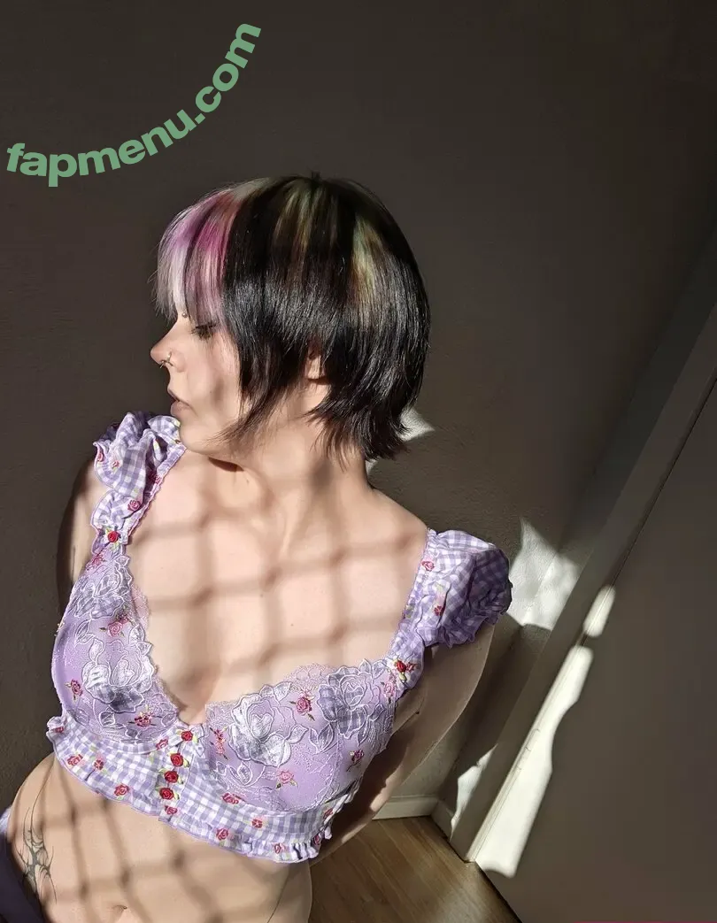 scissorlobotomy nude photo #0040 (scissorlobotomy)