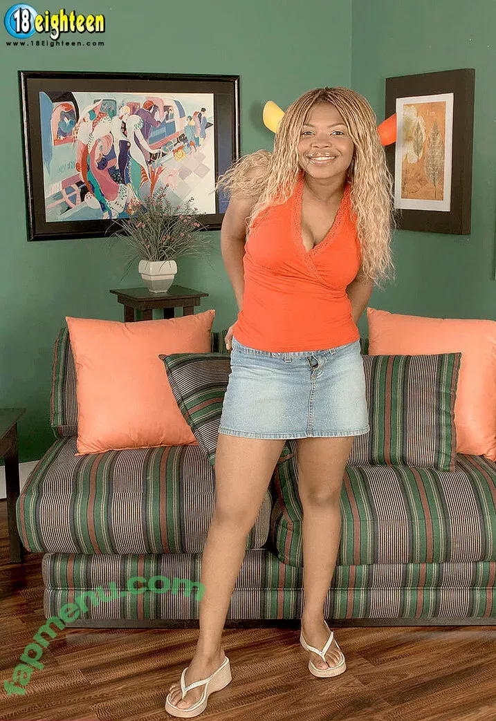 scorepass nude photo #3830 (gina_gerson / valentina_ginagerson_official)