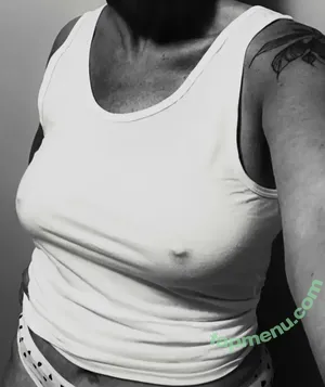 Scorpio_Karen18 / The_Farm_Chick / scorpio_karen nude photo #0023