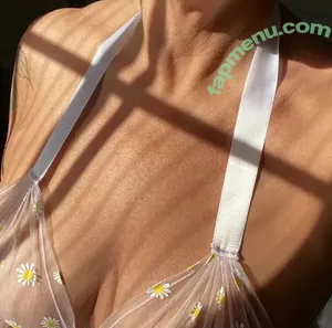 Scorpio_Karen18 / The_Farm_Chick / scorpio_karen nude photo #0024