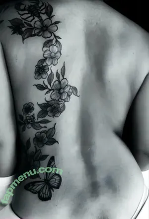 Scorpio_Karen18 / The_Farm_Chick / scorpio_karen nude photo #0035