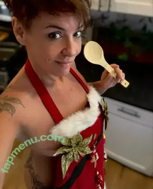 Scorpio_Karen18 / The_Farm_Chick / scorpio_karen nude photo #0046