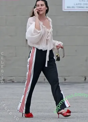 Scout Willis / Scout_Willis / scout.willis / scoutlaruewillis nude photo #0295