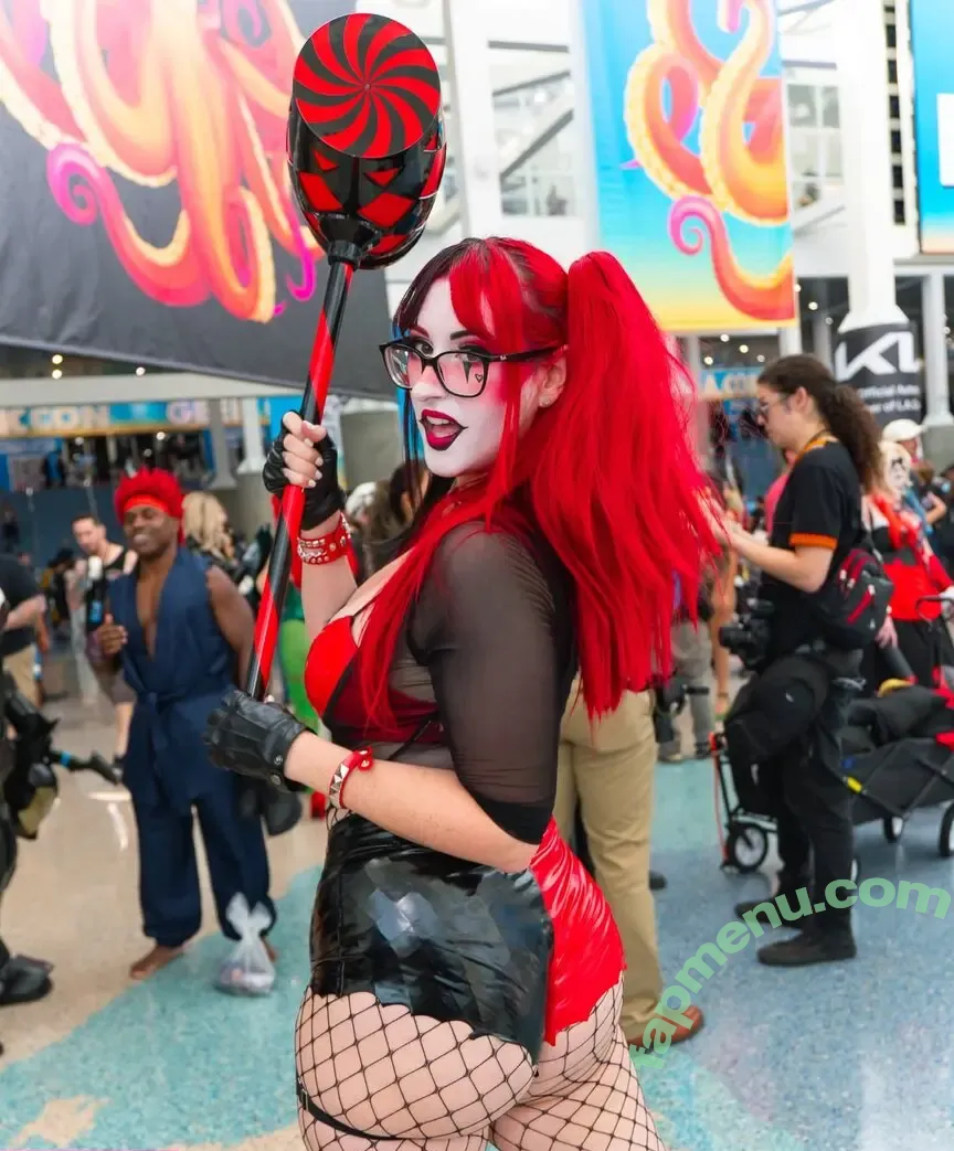 Scuba Steph nude photo #0045 (scuba.steph)