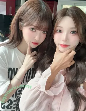 Se Yeon / lovely_._v nude photo #0227