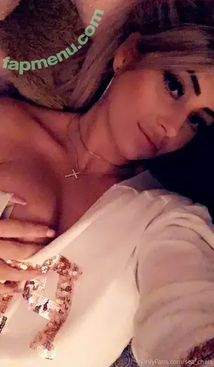  nude photo #0004