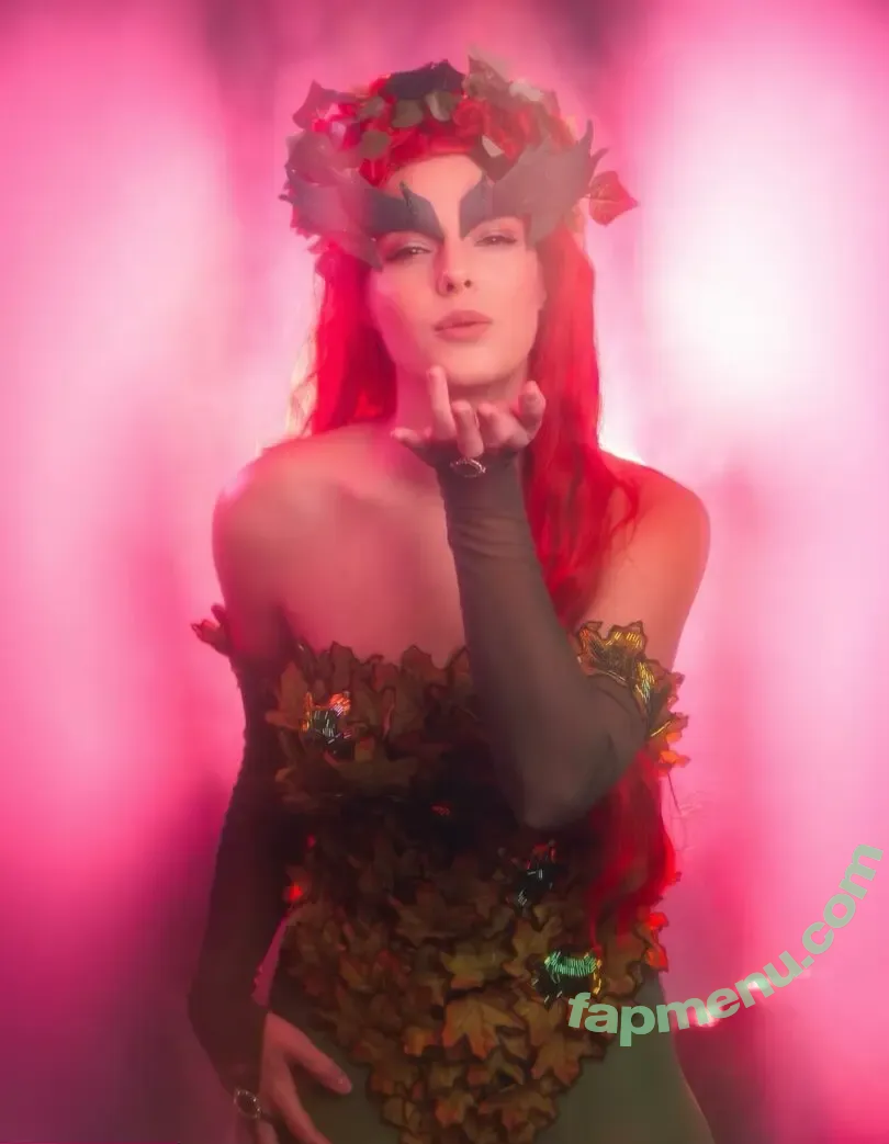 Seattlesbeauty nude photo #0043 (Sarah Dean / seattlesbeauty1)