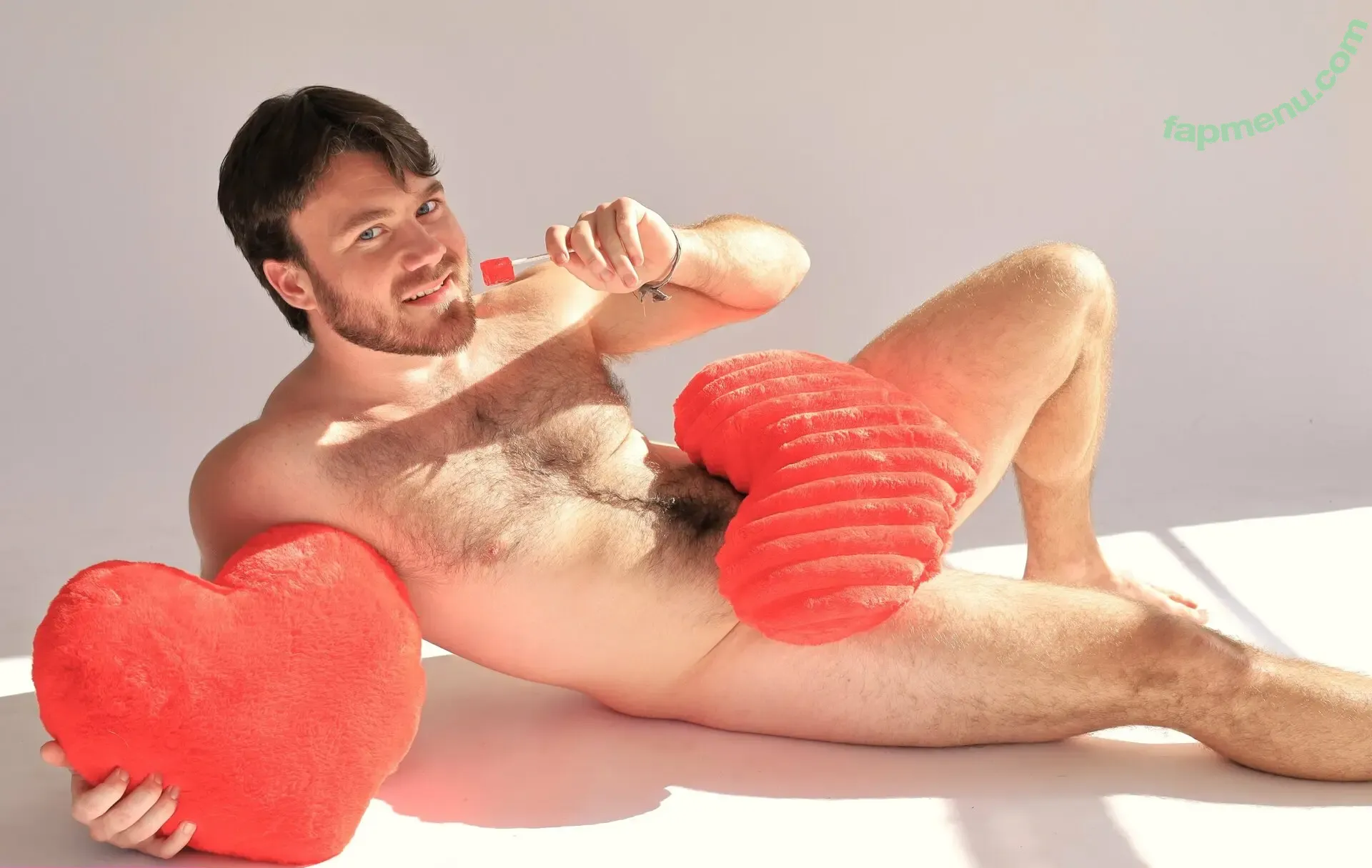 sebastiancalvin nude photo #0009 (seabassouttawater)