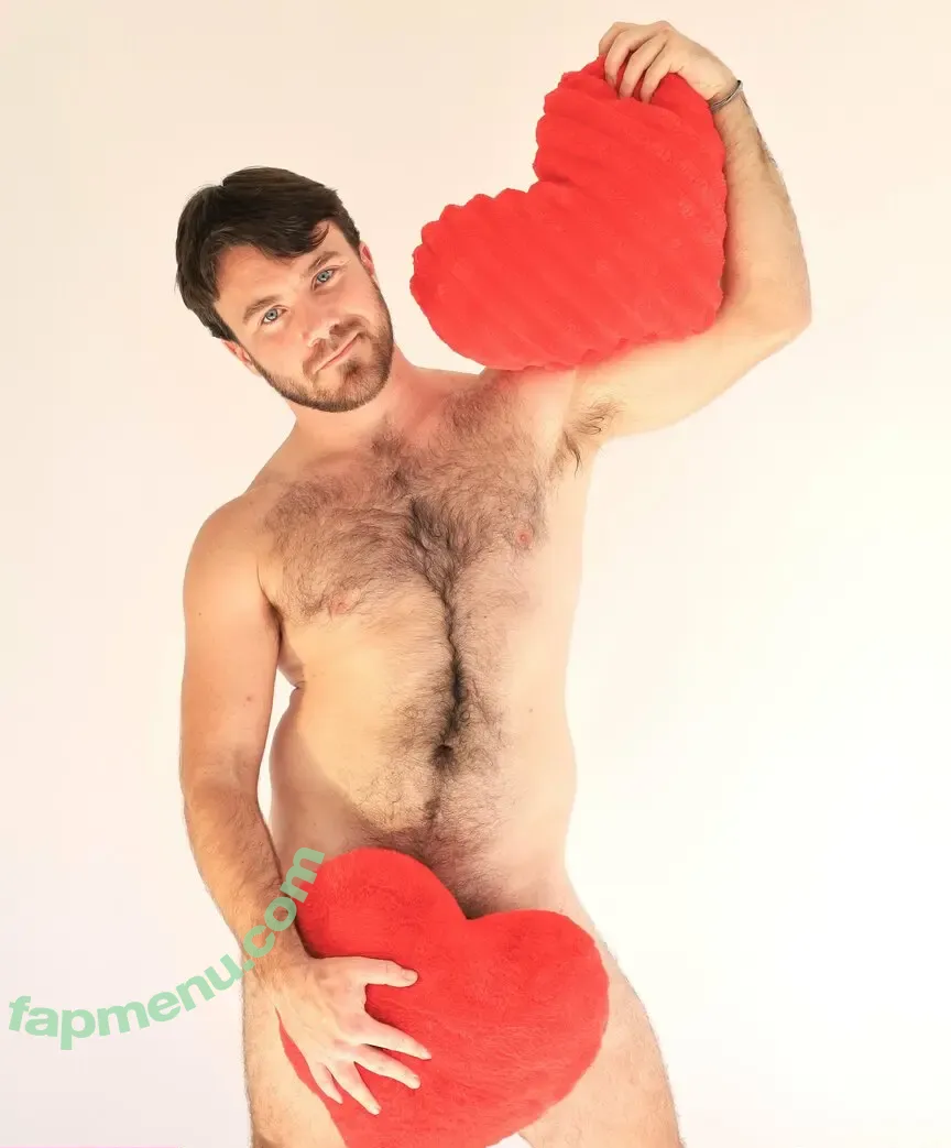 sebastiancalvin nude photo #0025 (seabassouttawater)