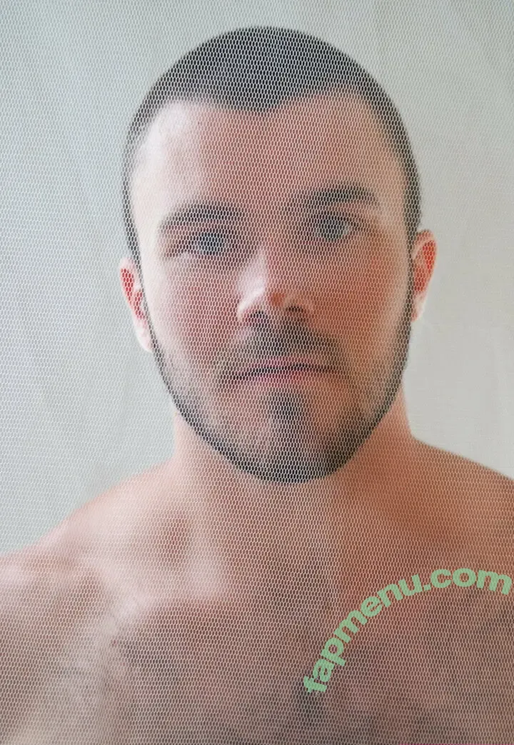 sebastiancalvin nude photo #0029 (seabassouttawater)