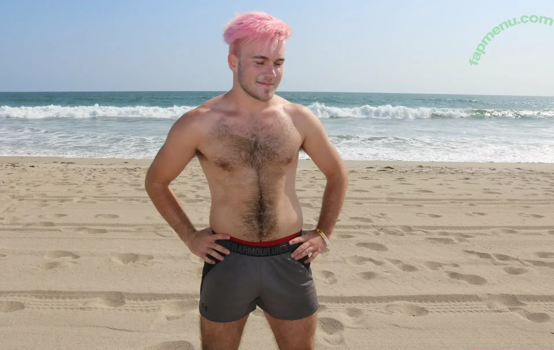 sebastiancalvin nude photo #0120 (seabassouttawater)