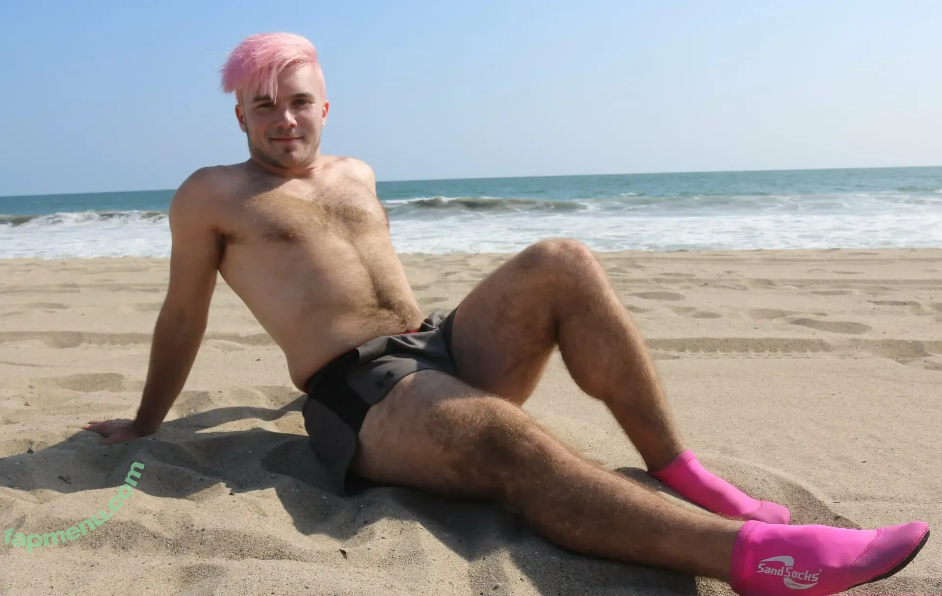 sebastiancalvin nude photo #0128 (seabassouttawater)