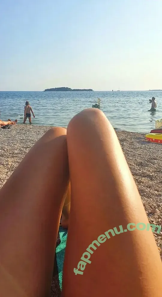 secondnat nude photo #0087 (Nat_ / secondnat_)