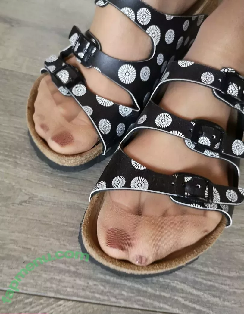 secret.feetbeauty nude photo #0015 (secret.feetbeauty)