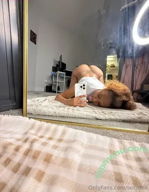  nude photo #0001