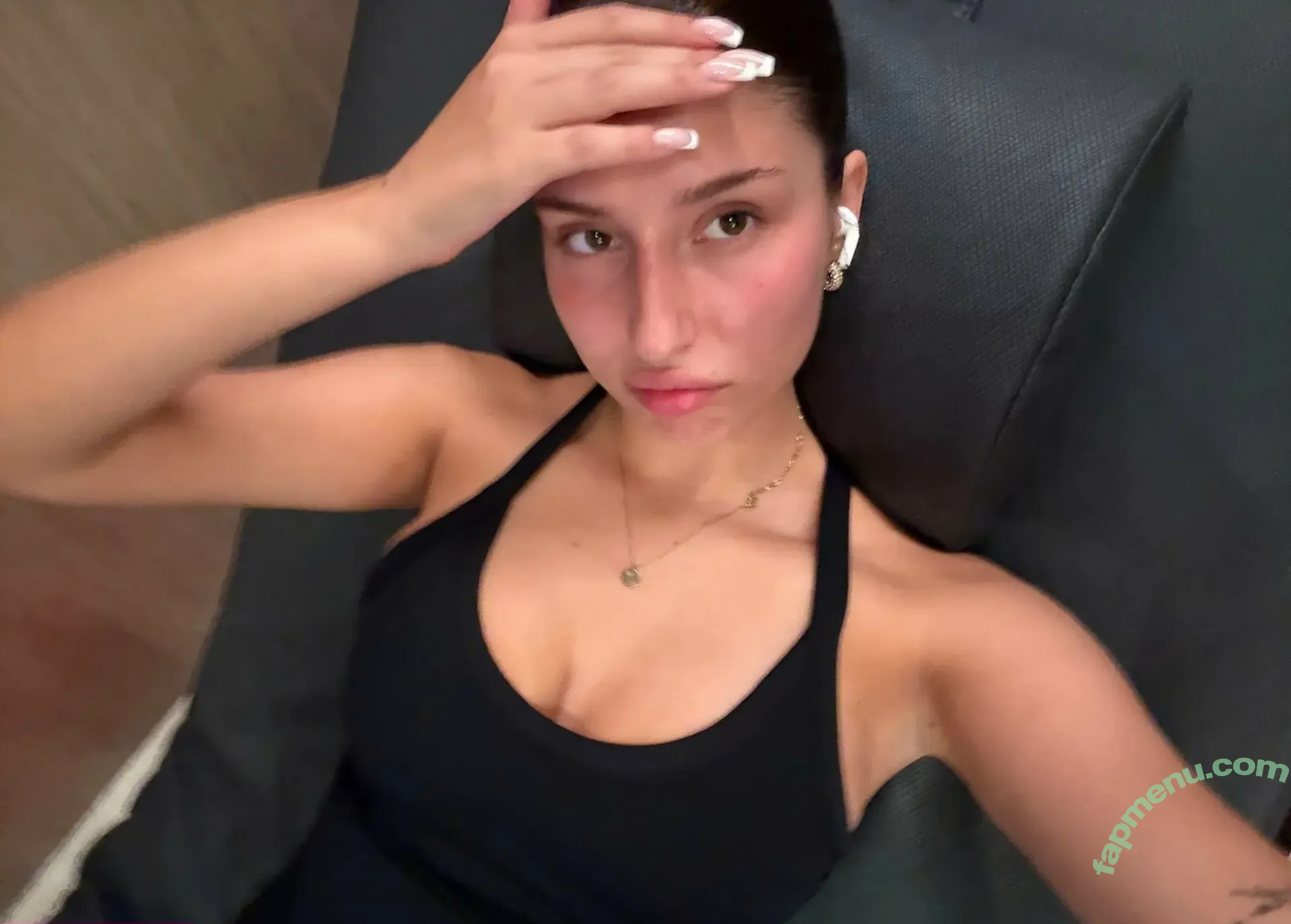 secretlyfeoflauren nude photo #0018 (llaurenella)