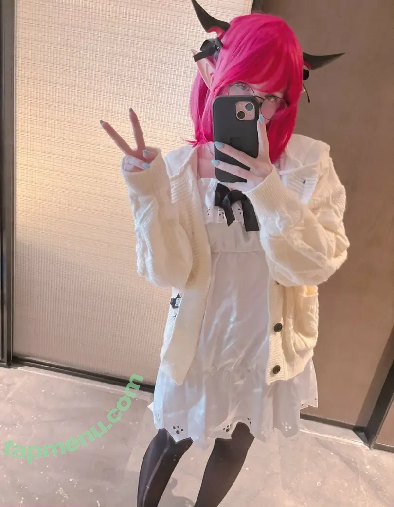 secretnoel nude photo #0386 (Notnoelchan / secretnoel_)